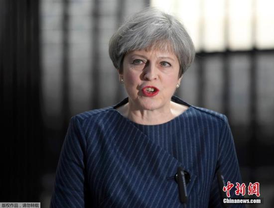 脱欧协议在英议会遇惨败：首相面临逼宫 欧盟表遗憾