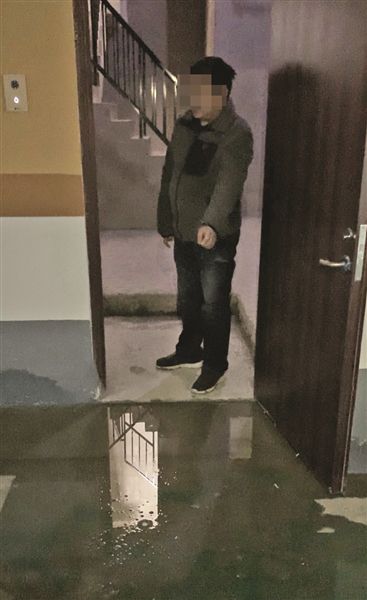 常州一别墅小区几十套房子渗水