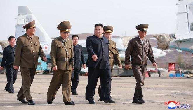 朝鲜进行新型战术制导武器试射 金正恩观摩并指导