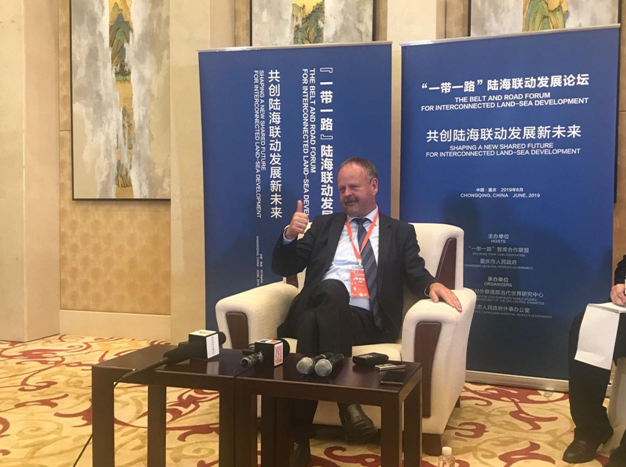 德国安萨州副议长加勒特：欧盟国家寻求和平发展必须摆脱美国控制