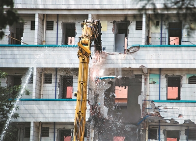 广州：违建别墅、厂房、大棚房统统“拿下”