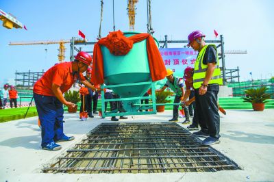 北京：冬奥村11栋建筑跃出地面
