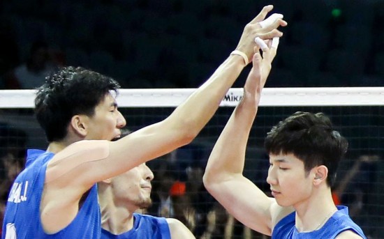 中国男排0比3不敌伊朗 奥运资格赛首尝败绩