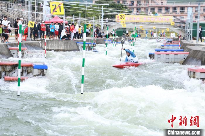 2020年全国皮划艇激流回旋秋季冠军赛在福建南安举办