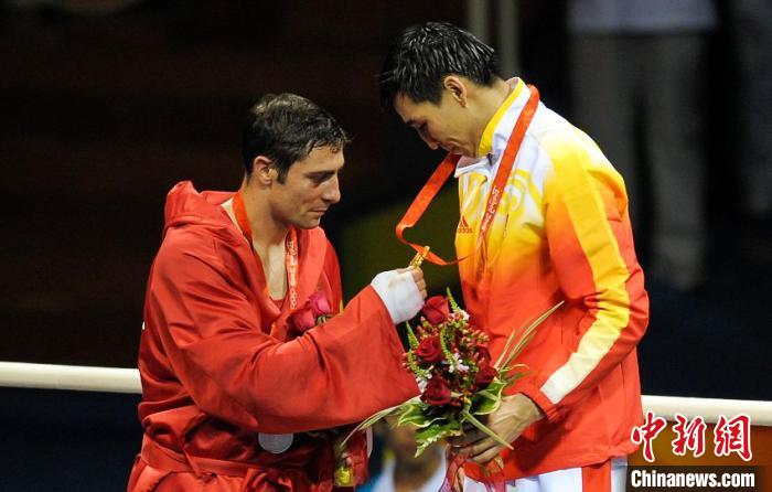 通讯：专访奥运冠军张小平：高调亮相只为打造中国“新拳击”标杆