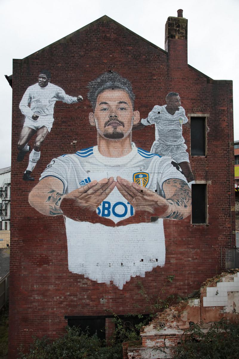 利兹联揭晓壁画艺术品三大人物元素背后故事各异