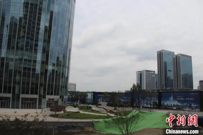 江苏南通一河堤发生局部塌陷附近此前曾发生两起塌陷事故