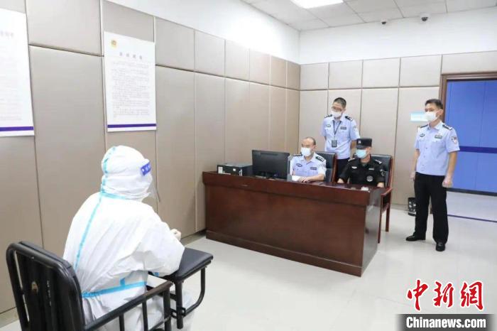 变造、使用变造核酸检测报告安徽滁州10人被拘