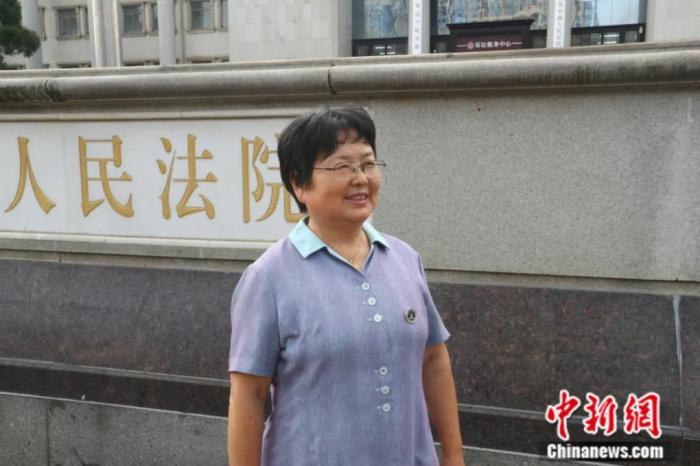 图为朱大红的代理律师刘静洁。刘占昆 摄