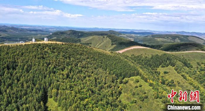 航拍月亮山望海楼 王海琦 摄 航拍月亮山望海楼 王海琦 摄