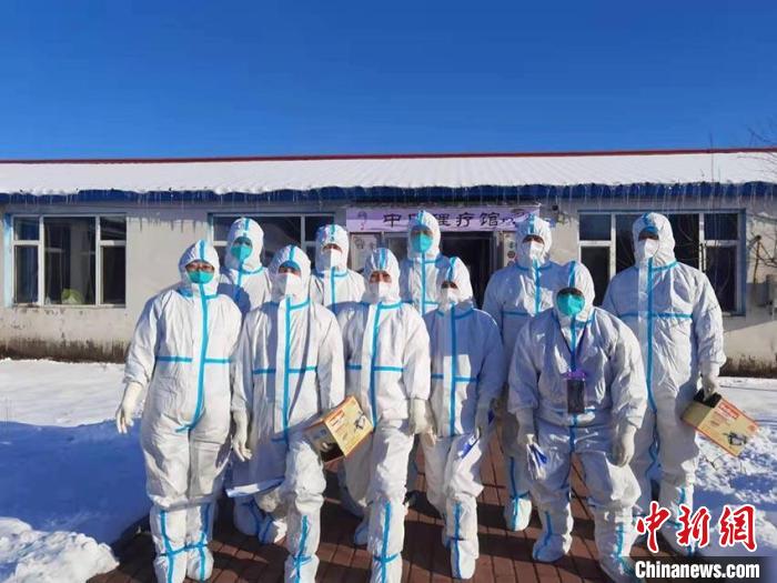 核酸采集工作队 周辉供图