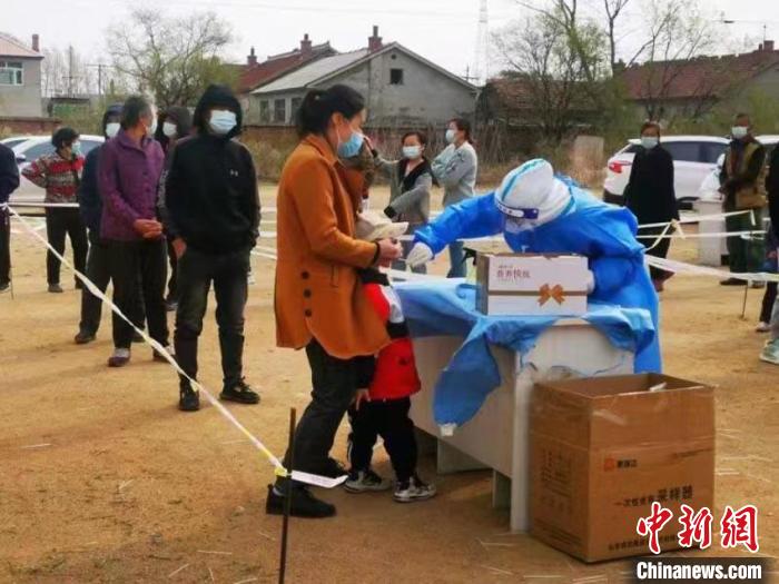 “00后”实习护士战疫记：趁年轻多经历