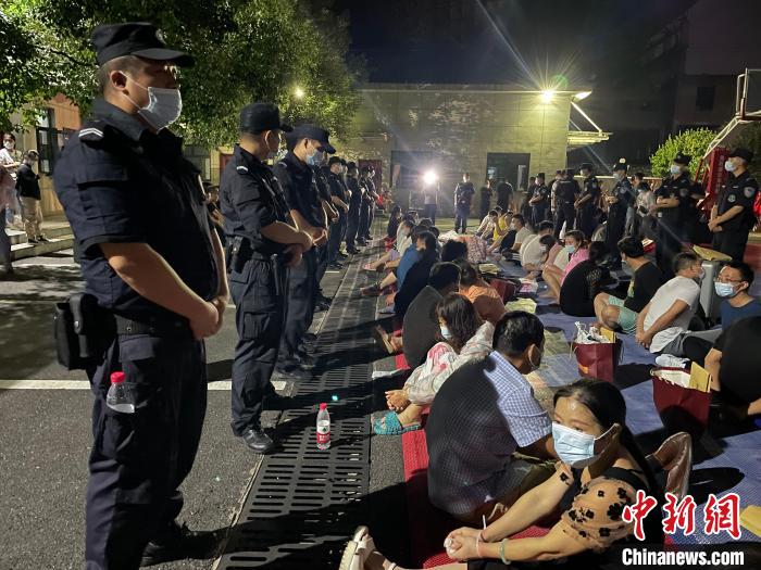 湖北公安机关严打经济犯罪