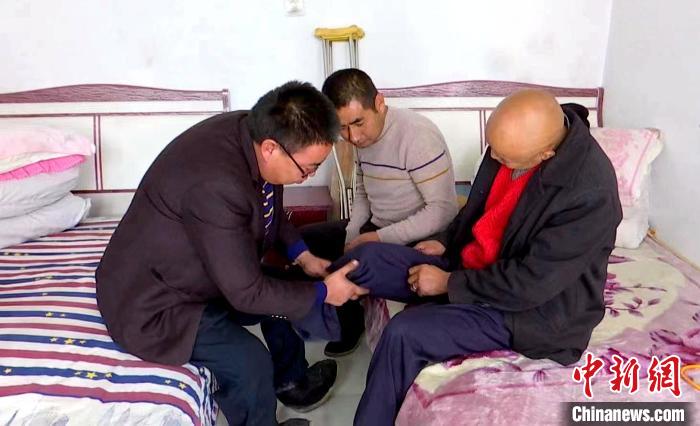 青海土乡“轮椅”院长：“以残助残”实现“折翼天使”价值