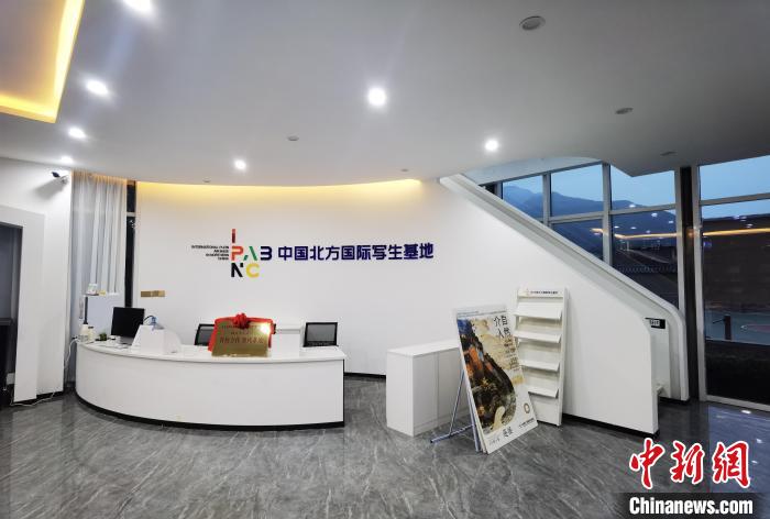 泽城村打造的中国北方国际写生基地。 胡健 摄 泽城村打造的中国北方国际写生基地。 胡健 摄