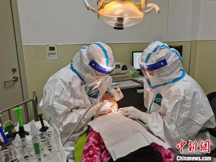 上海市儿童医院线下门诊按照应开尽开原则,各临床科室全部恢复门诊。 上海市儿童医院供图 上海市儿童医院线下门诊按照应开尽开原则,各临床科室全部恢复门诊。 上海市儿童医院供图