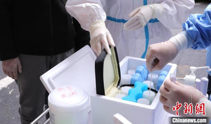 (上海战疫录)上海:母乳库重启医护努力线上线下增加诊疗服务