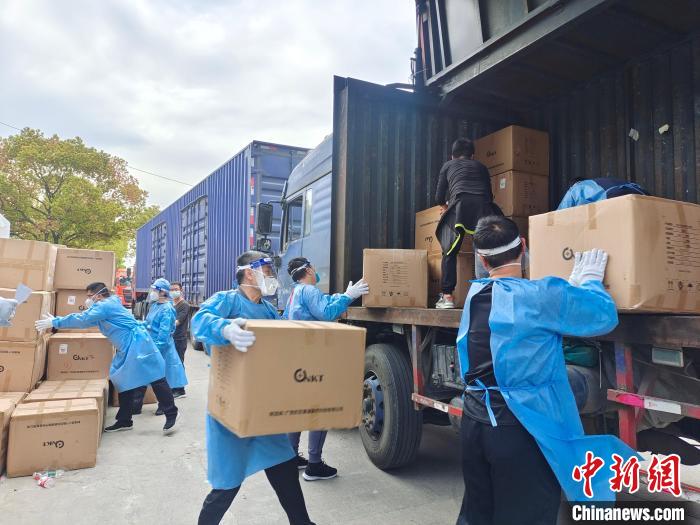 (上海战疫录)一线