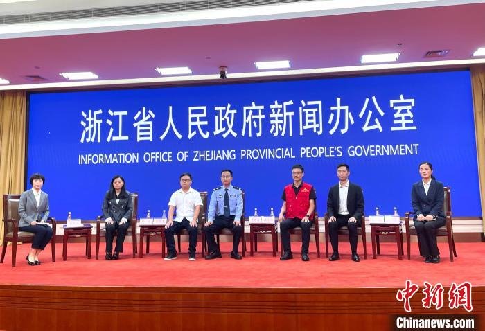 浙江基层“疫线面孔”:以热血赤忱执守一方平安