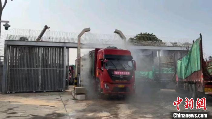 瑞丽边检“多式联运”保障中缅边境弄岛通道有序通关