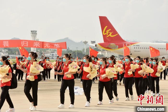 援沪46天广西迎接1584名医护人员顺利返桂