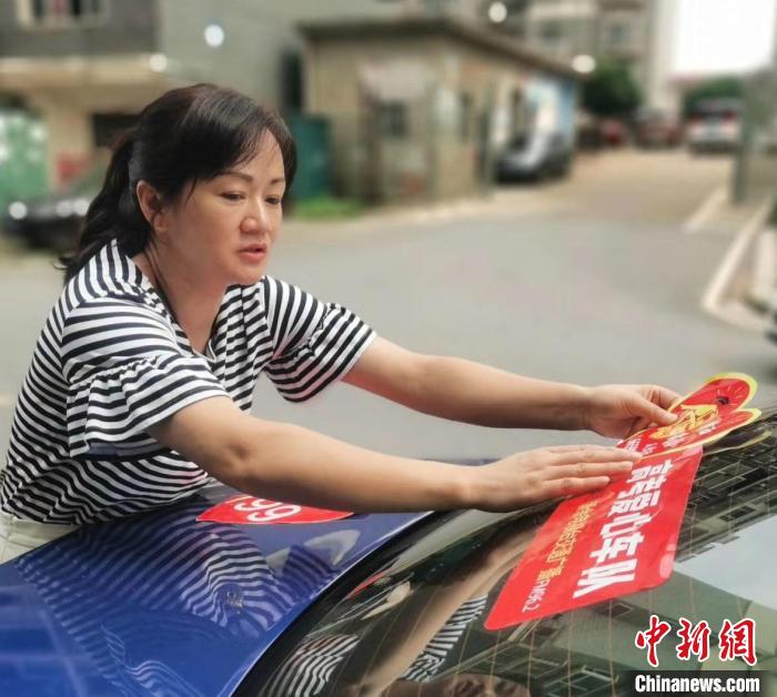 江西“好辛姐”爱心送考17年：已成习惯会一直坚持下去