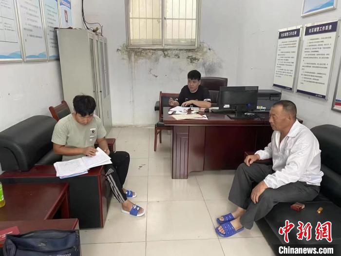 促成一桩婚结下一村亲“85后”小伙驻村从当“红娘”开始