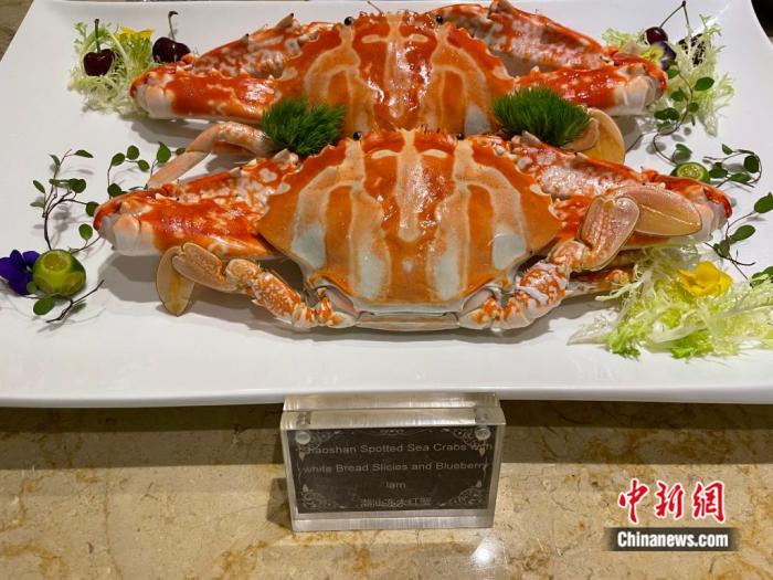 潮汕冻大红蟹。蔡敏婕 摄 潮汕冻大红蟹。蔡敏婕 摄