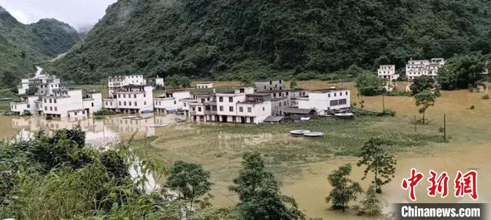 图为巴马凤凰乡可江屯受灾全貌 巴马应急管理局供图