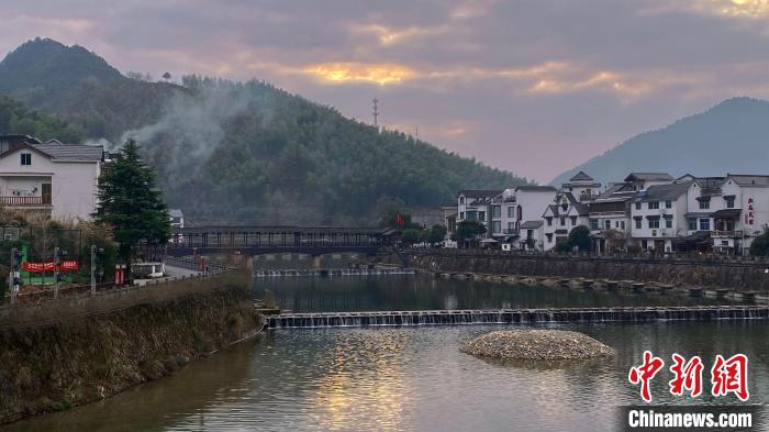 浙江:五年内城乡居民收入倍差缩小至1.9以内