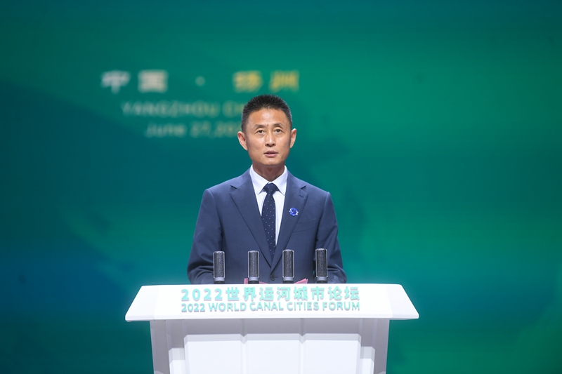 江苏省文化和旅游厅副厅长李川在大会中致辞。邵丹摄