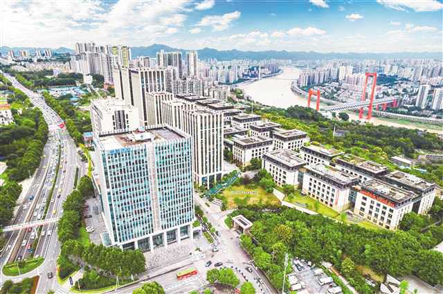 重庆代表团提交全团建议 加快推动重庆数字经济创新发展
