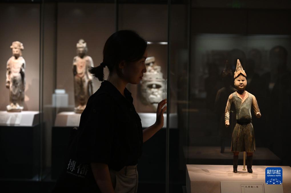 “鉴往知远――新时代考古成果展”在国博举行