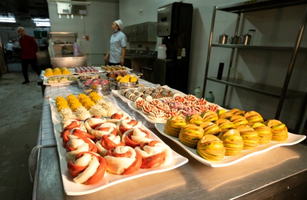 这所大学迎118周年校庆 全校吃上校长研发的小麦“花式”馒头