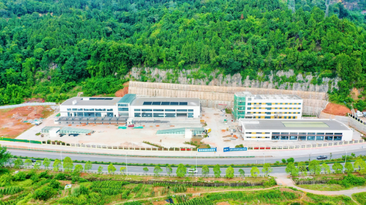 四川巴中红碑塝新能源充电站及停车场项目全面完工